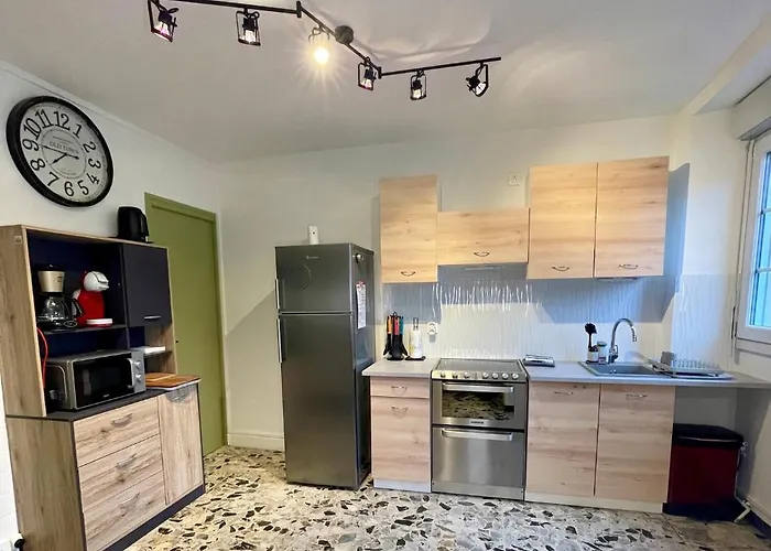 Le De L'esperance Holiday home *